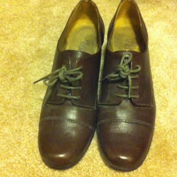 *SOLD* Reduced Chocolate brown booties with heels - Picture 2 of 4