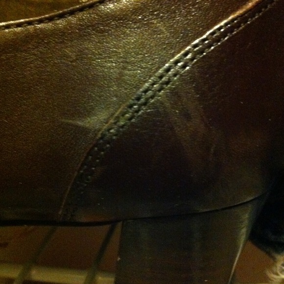 *SOLD* Reduced Chocolate brown booties with heels - Picture 3 of 4