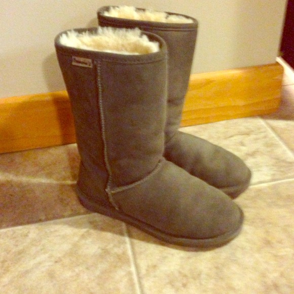 Reserved - Bearpaw brown boots