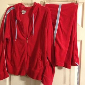 Orangey red sweatsuit