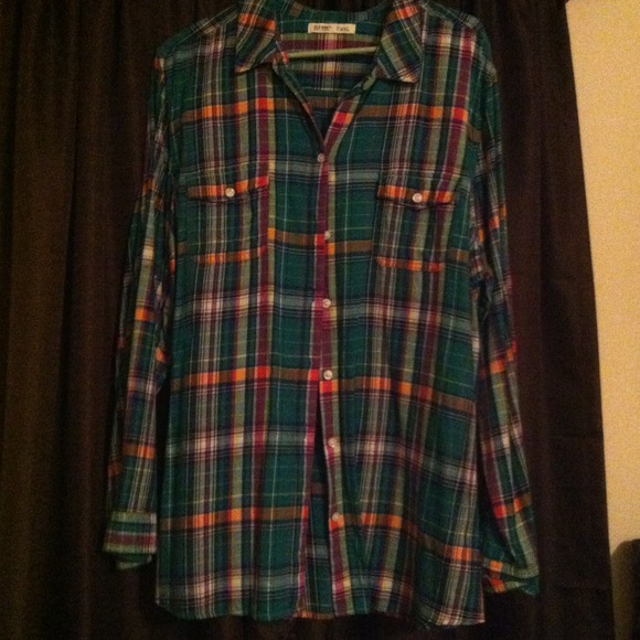 💢💢SOLD. Old Navy  Long Sleeve Button Down Shirt