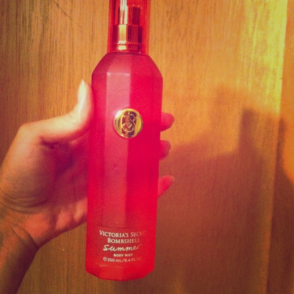 💟SOLD💟 VS Body Mist