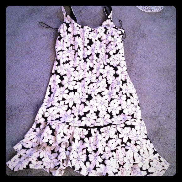 REDUCED>Lauren Dress size 12