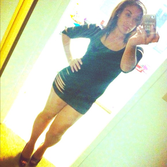 Size M/L all black short club dress