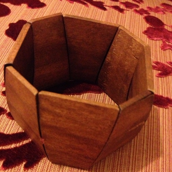 Rustic Sheek Wooden Bracelet