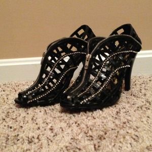 rhinestone/zipper sexy heels!!!🔥