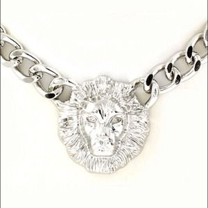Silver Chunky Chain Lion Necklace