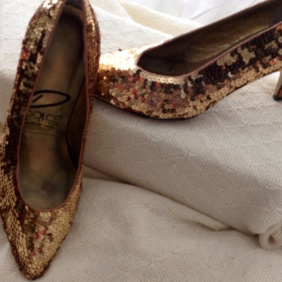 Gold sequin pumps - Picture 1 of 3