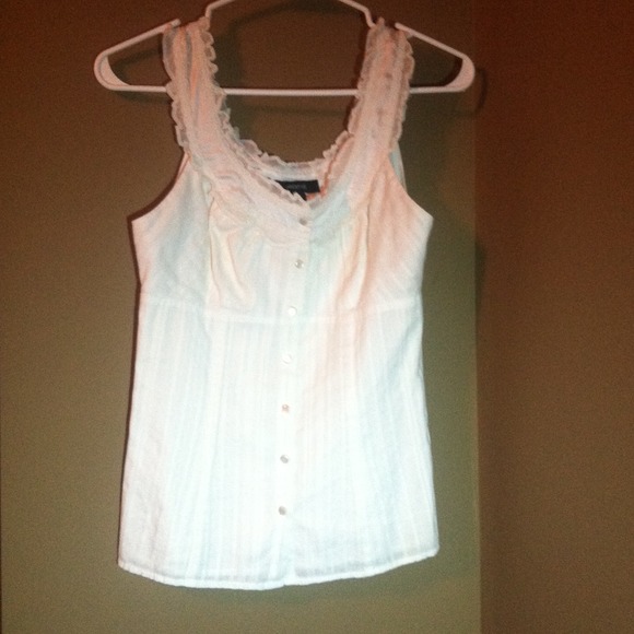 White button up sleeveless top REDUCED!!