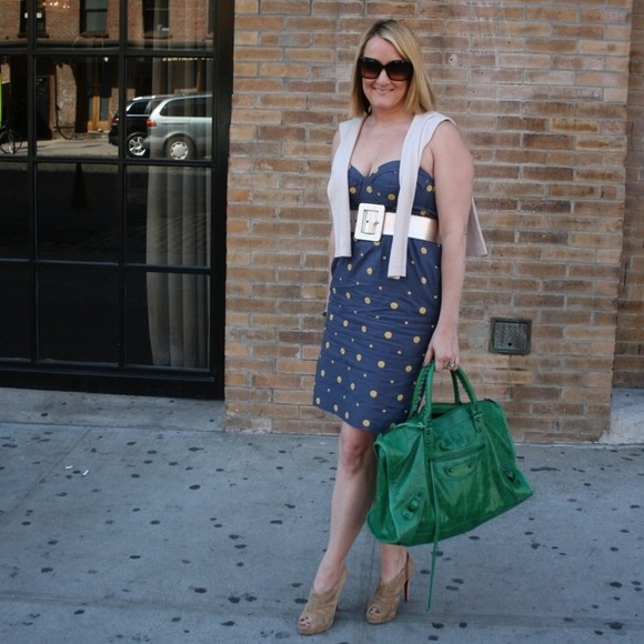 👗HOST PICK 🎉Blue & gold strapless dress - Picture 4 of 4