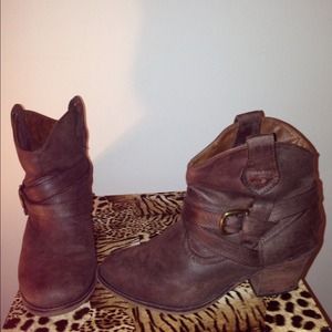 Bundle two shoes ✖✖reserved