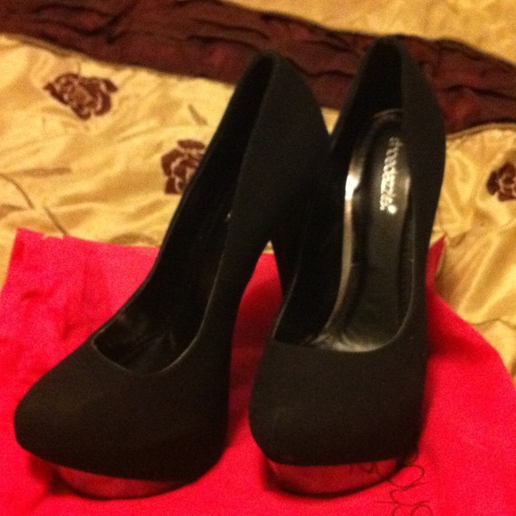 Shoesazzel 5" heels