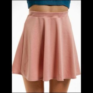 Mid/High Waisted Skirt