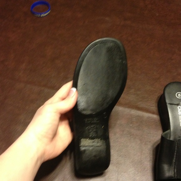 Bundled - Picture 2 of 3