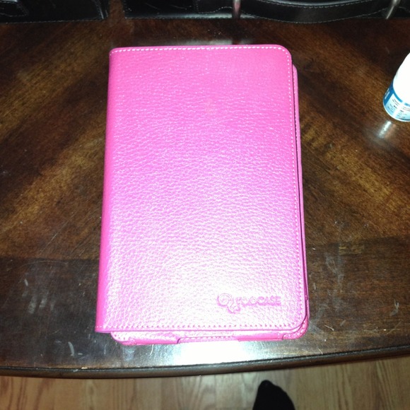 🌟SOLD🌟BUNDLED🌟Pink leather kindle fire case