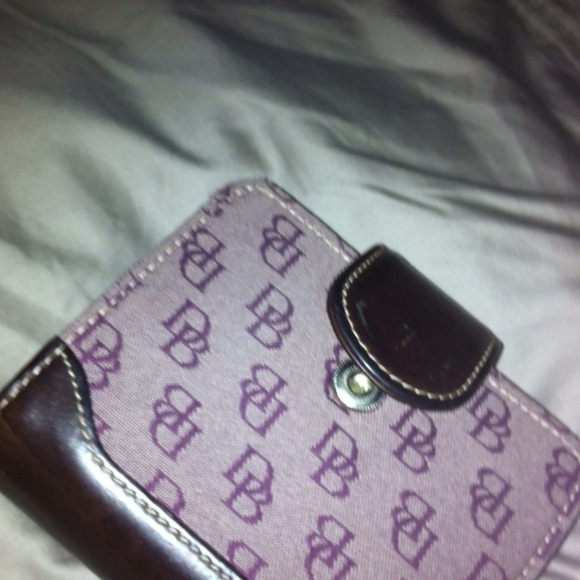 D&B Wallet. Purple.
