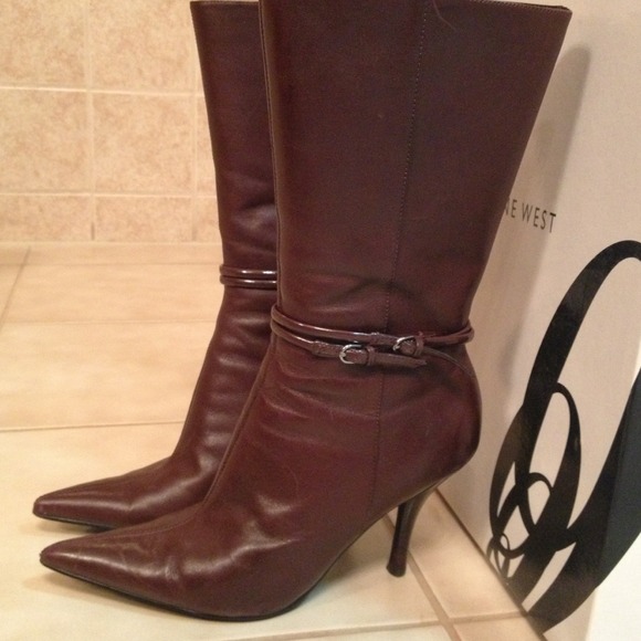 REDUCED!!!!!Burgundy color boots