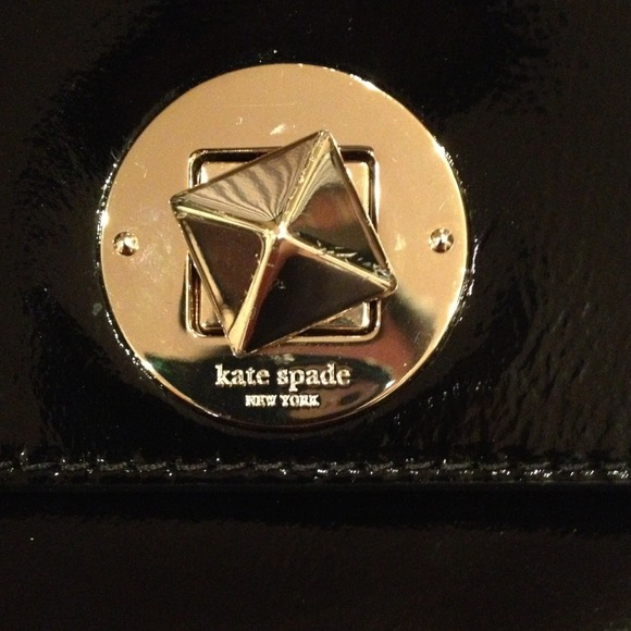 Sold in bundle Kate Spade Black Patent Leather Bag - Picture 2 of 4