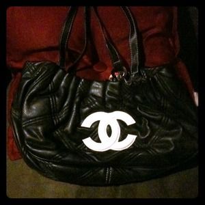 Black Chanel purse-----TRADED