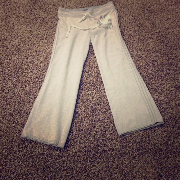 American eagle sweatpants!