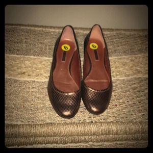 Perfect bronze work-to-party leather shoes