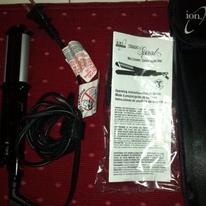 Ion straightening spiral