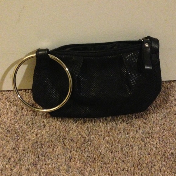Small black wristlet purse!