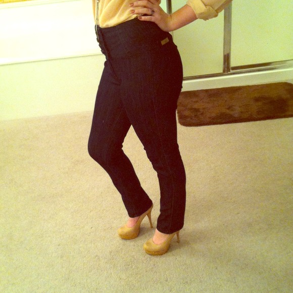 Dark wash super high waisted jeans