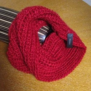 Red tube scarf