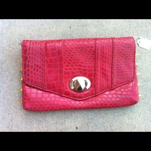 🚫Bundle - Beanie , red clutch and Skull bracelet