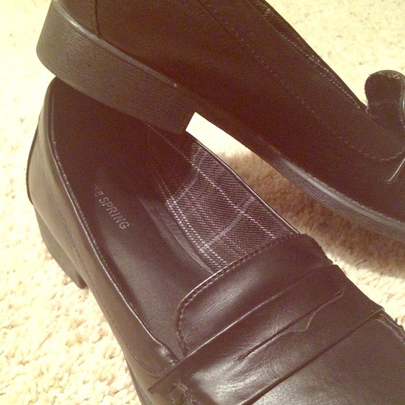 RESERVED for peenalope Black loafers/shoes