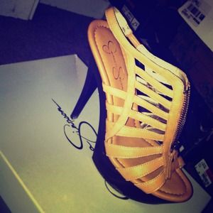 Jessica Simpson heels