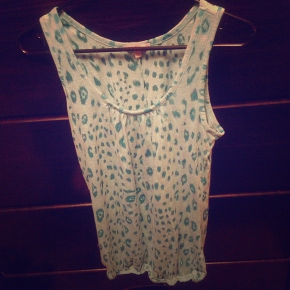 ✨REDUCED!!!✨Teal Cheetah Print Tank!!