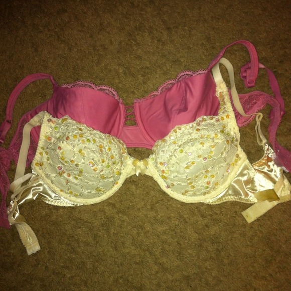 2 beautiful VS bras