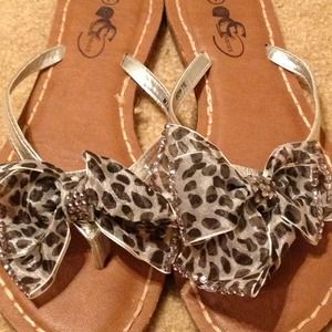 **RESERVED** bundle for @kmsibayan