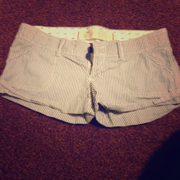 😍REDUCED😍Hollister shorts