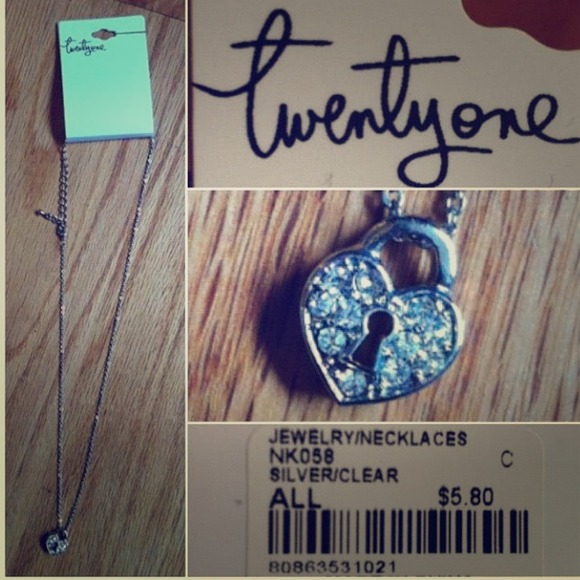 LOVELY NEW NECKLACE