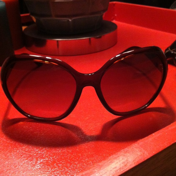 Prada Accessories - ☺💌💫REDUCED Prada sunglasses authentic
