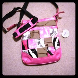 **REDUCED**Multi print over the shoulder purse