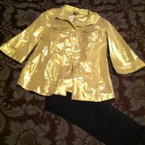 JUST REDUCED 🎀Gold blouse🎀
