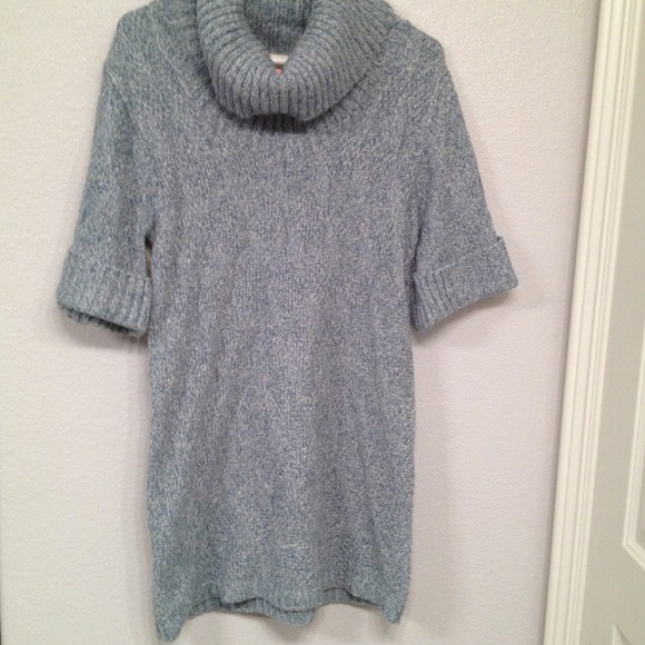 Knit light green sweater dress by tulle . Sz M