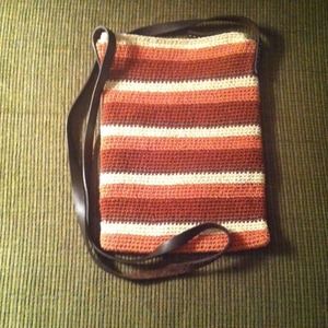 REDUCED!! American Eagle cross-body! So cute :)