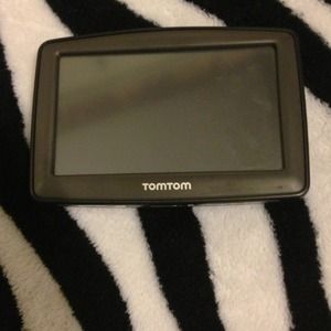 **REDUCED*AGAIN😊*TomTom GPS system