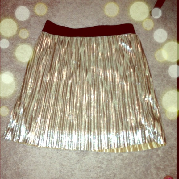Forever 21 Gold Color Skirt.