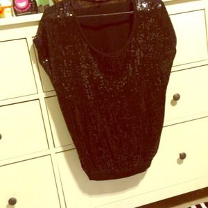 Black sequinced top