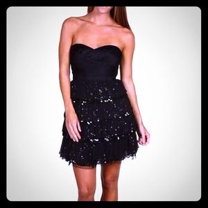 bcbgmaxazria-strapless-dress