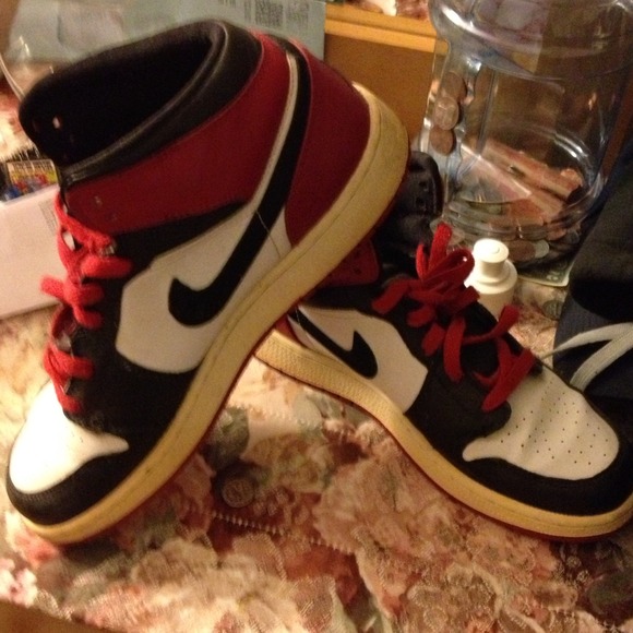Jordans Nike big kids size 7