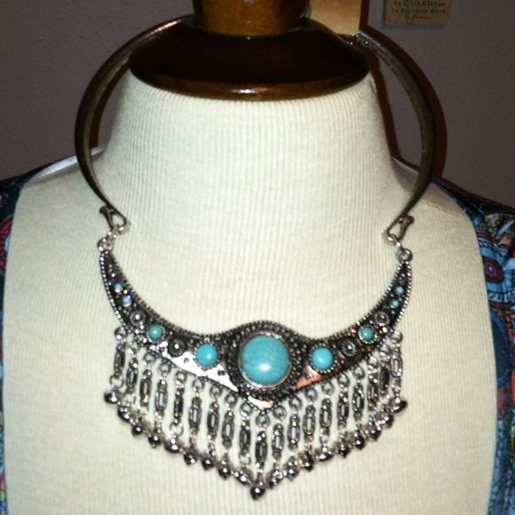 NWT necklace