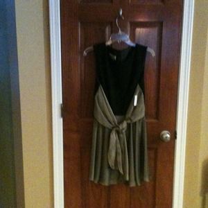 Reduced! NWT Black and pewter chiffon dress