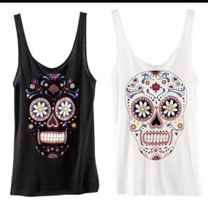 Cute sugar skull brand new top choose black/white